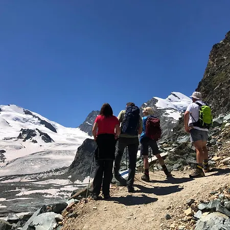 Arcadia Apartmán Saas-Grund